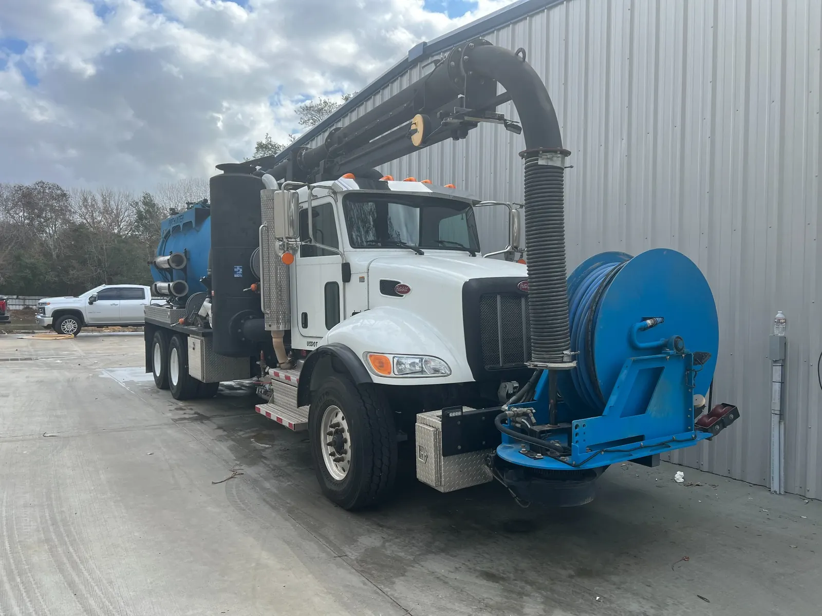 Commercial Combination Truck